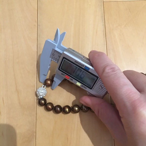 Copper colored cultured freshwater pearl necklace - Picture 5 of 6